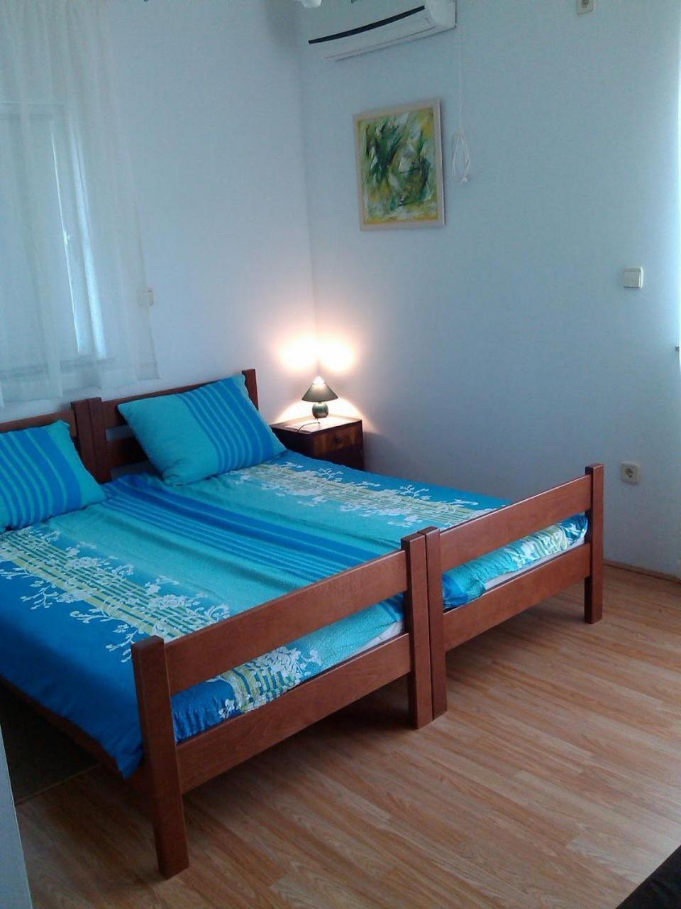Apartments Antonija - Fitness Vinišće エクステリア 写真