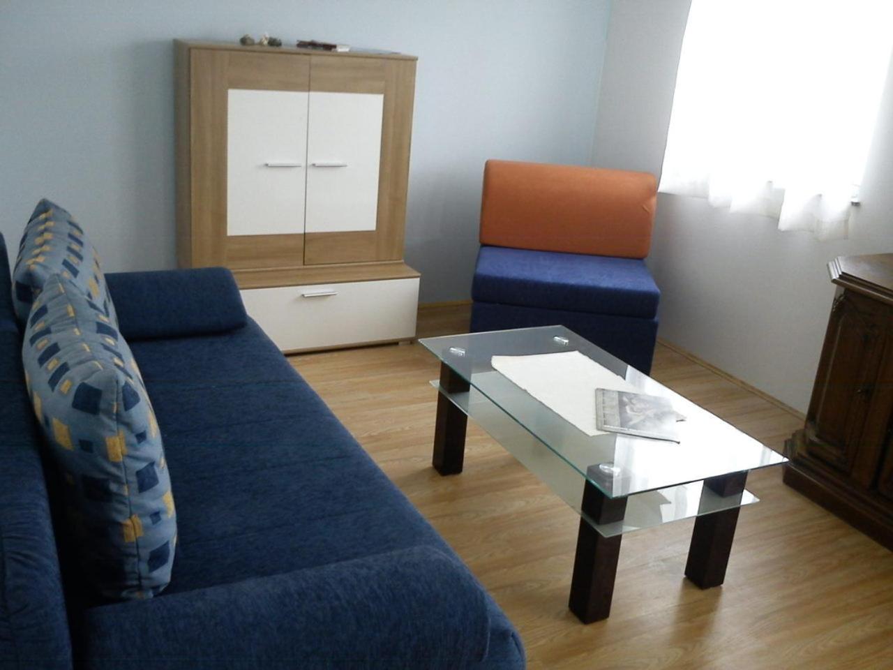Apartments Antonija - Fitness Vinišće エクステリア 写真